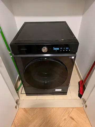 Under Warranty Samsung 11.5kg Washer 8kg dryer latest model excellent condition