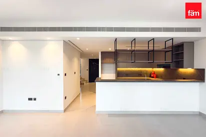 Single Row | Near Amenities | Brand New
