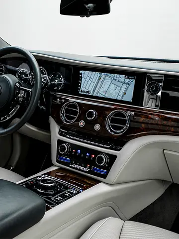 2021 ROLLS-ROYCE GHOST — миниатюра 14