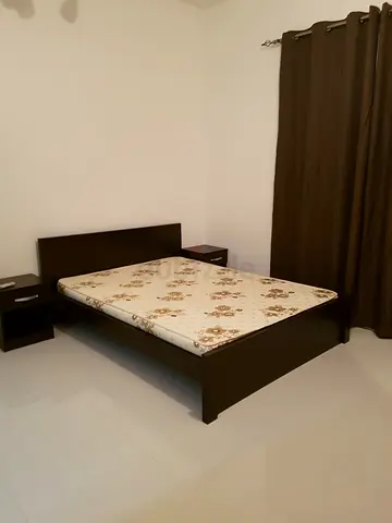Large ensuite room for rent