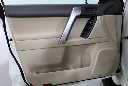 صورة مصغرة 8 لـ 2021 Toyota PRADO