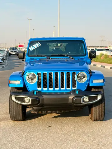 2023 Jeep Wrangler Unlimited Sahara - 2. 0 . 4 Cylinder - Pristine Condition | 4x4 FULL option