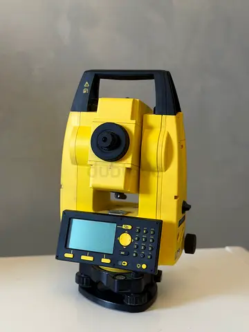 Leica Total Station Survey Theodolite - excellent Working Condition