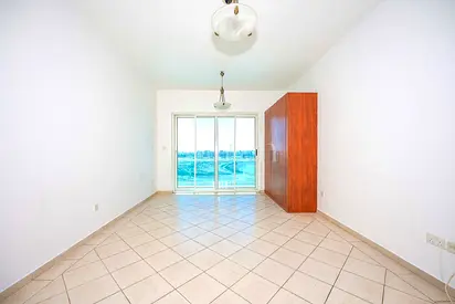 12 Cheques | Furnished | Vacant