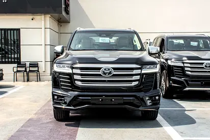 Toyota Land Cruiser VXR 4.0L 2026 GCC Specs