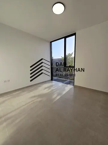 Ready to Move | 3BR Middle Townhouse | Freehold | Sendian, Masaar | Gated Community