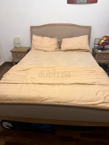 5 Pcs Bedroom set - Queen Size