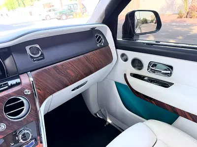 صورة 9 لـ 2019 ROLLS-ROYCE CULLINAN