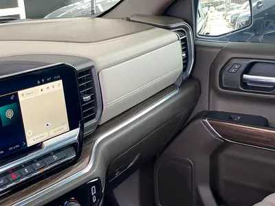 2025 Chevrolet SILVERADO 1500 照片 12