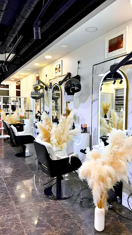 Premium Ladies Beauty Salon/Lounge Near Mall of Emirates