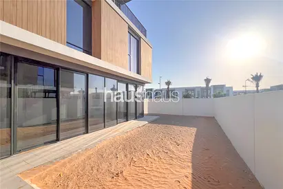 Exclusive | Single Row | Vastu