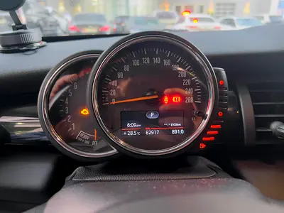 صورة 2 لـ 2018 MINI COOPER