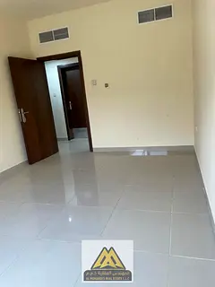 Annual rent: 2-bedroom apartment in Al Jurf 2, Ajman. 3 bathrooms, balcony, built-in wardrobes, near