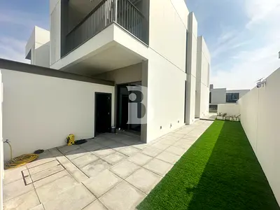 Semi Detached Villa | Elevated | Landscaped | Vacant