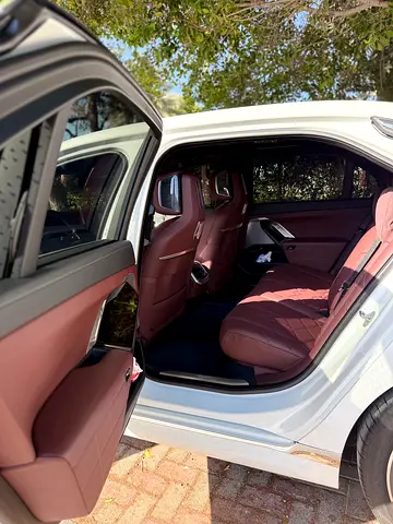 2023 BMW 7-SERIES — миниатюра 10