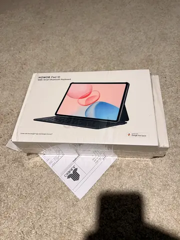 Honor Pad 10 (sealed box) just 1 months used - Tablet with keyboard cover and pen