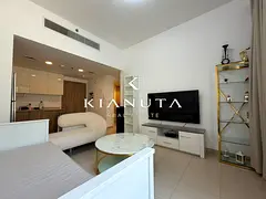 READY TO MOVE | BIG TERRACE | DIRECT TO THE POOL