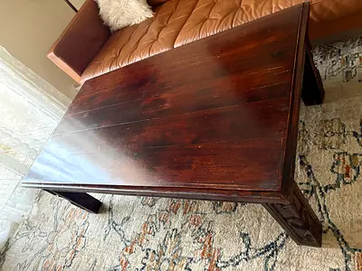 Beautiful coffee table for immediate sale.