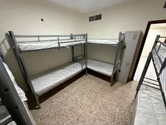 Full Room For Bachelor in Mankhool Just in 5000 for 8 People All Included