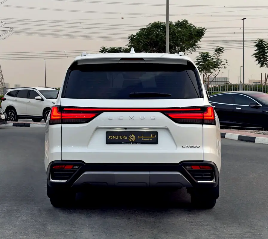 Lexus LX-Series 2025