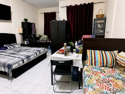 Executive Bedspace for Rent – Females Only | Italy Cluster U06