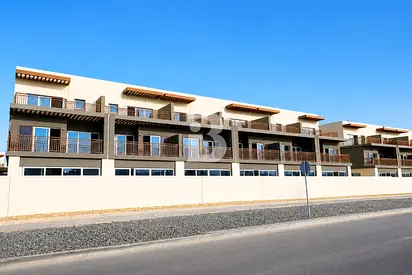 Brand New | 4BR Townhouse | Close to Park &amp; Exit