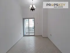 VACANT || 1 BEDROOM || BRIGHT || BALCONY || COVERD PARKING