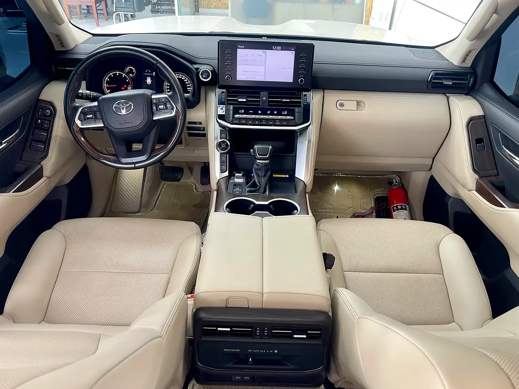 Toyota Land Cruiser 2024
