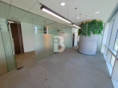 Vacant | Premium A grade Office | 4 parkings