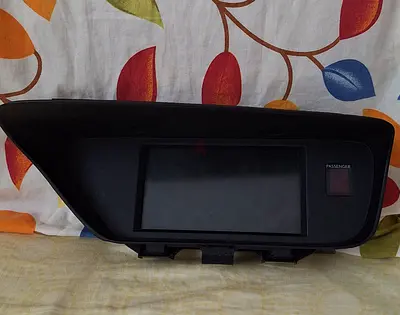 Lexus ES350 2013–2015 Original Screen + Dashboard Bezel (OEM)