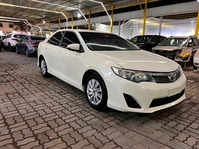 2014 Toyota CAMRY photo 3