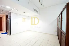 Close To Metro | Unfurnished | Mid Floor | Vacant — 2