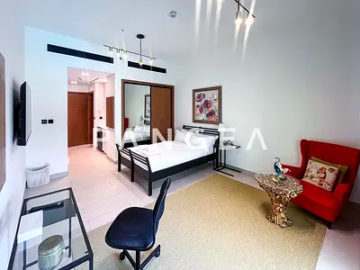 Furnished | Swimming Pool View | Vacant