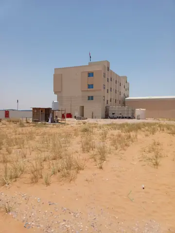 Large Industrial Yard for Rent with Flexible Warehouse Space and Exceptional Operational Capacity