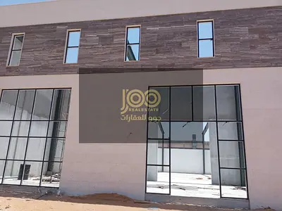A strong investment opportunity in a prime location with ample space suitable for various commercial activities.