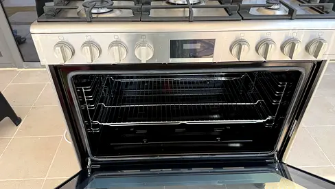 Gas stove German brand almost new