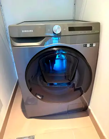 Samsung 10/7kg washer dryer combo mashing with WiFi smart system latest version