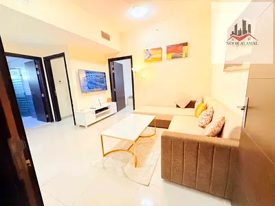Sharjah, Al Taawun: Apartment featuring 3 rooms, a living area, a kitchen, two bathrooms (with showers), and a balcony.