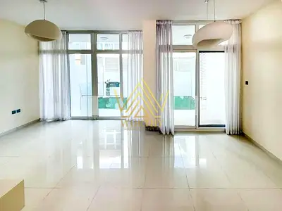 Elegant 3BR Townhouse | RRM I Ready to Move | Family Community