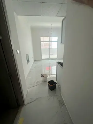 Studio | New building | Balcony | Second tenant | Spacious