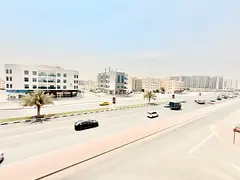 Braind new bulding first shafting one month free 2bhk 3washroom with Waldrop school AERA Muwaileh Sh