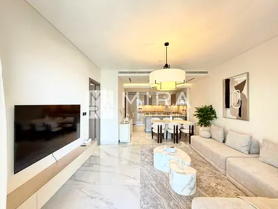 1BR + Study | Modern Furnished | Vacant