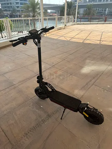 KUGOO G2 Pro ODO 9km with CST Off-Road tires Power 1000W