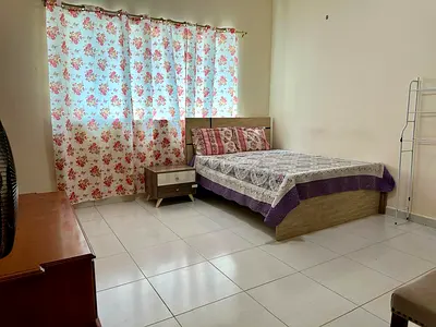 Spacious Master Room with Attached Bathroom for couples.