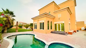 Independent Villa | With Pool | Spacious Bedrooms