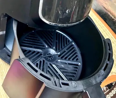 Used Compact Air Fryer - Basket and Tray Included