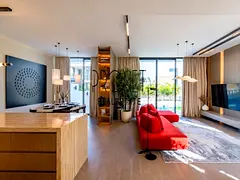 Fully Rebuilt Designer Villa | Smart Home | Dubai