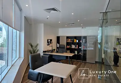 FULLY FURNISHED | LOW TRAFFIC | BRIGHT OFFICE