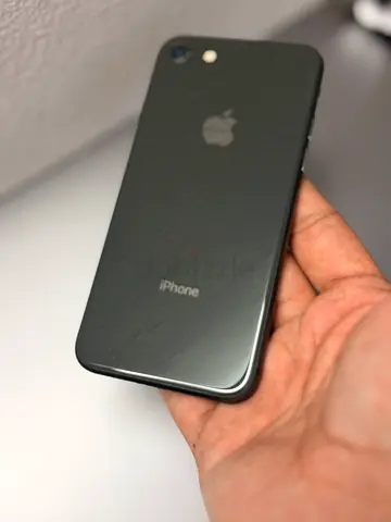 iPhone 8