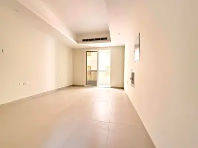 First occupant | Free dirt parking | Easy access to Sharjah and Dubai